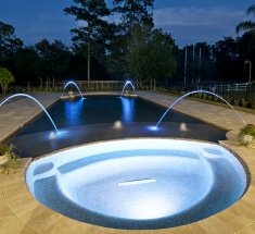 Custom Pool and Spa with Deck Jets and Led Lighting